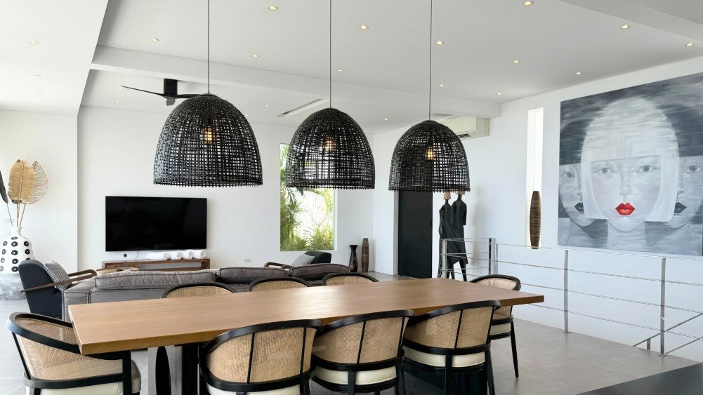 Golden Lotus - The Tranquil Villa - Living and dining area